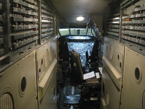 Photo the flight deck of - flight,